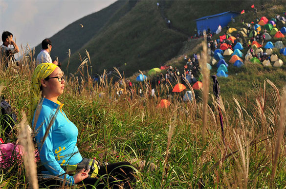 Масовен камп-фестивал во Кина