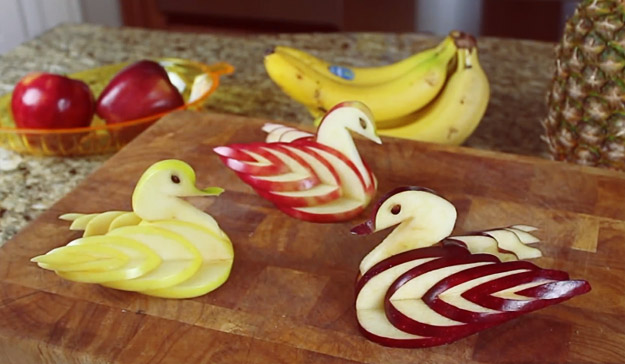 Вистински ремек-дела направени од јаболко