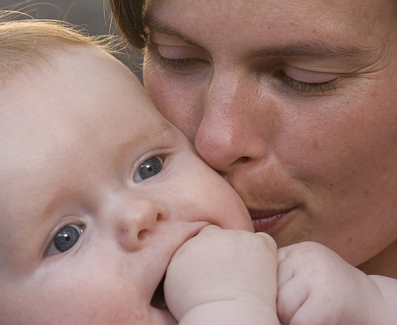 Бакнежот на мајката