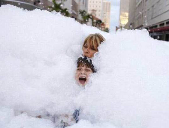 Неверојатен пена фестивал во Мајами