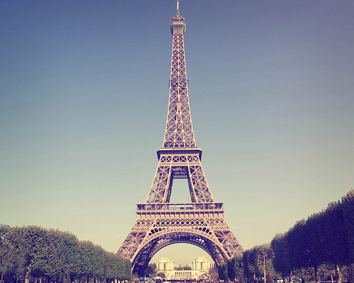 Поздрав од Париз