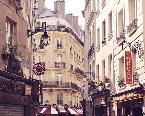 Поздрав од Париз