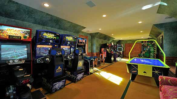 Новата луксузна куќа на Бритни Спирс во Лос Анџелес