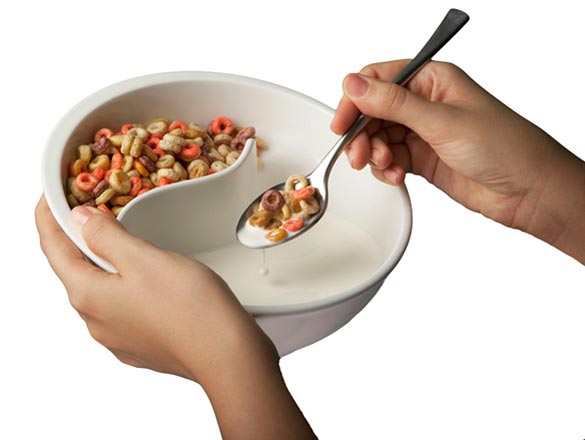 Чинија за крцкав корнфлекс и млеко