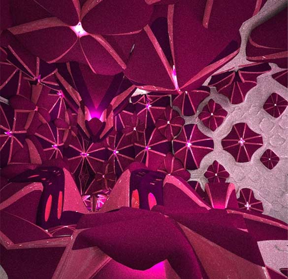 Јапонски ноќен клуб во форма на колач