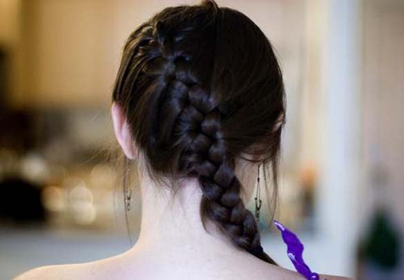 Плетенка - тренди фризура за летово