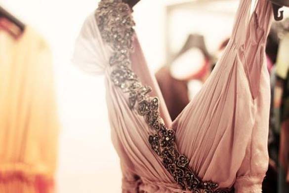 Девојчиња, време е за кратки фустанчиња