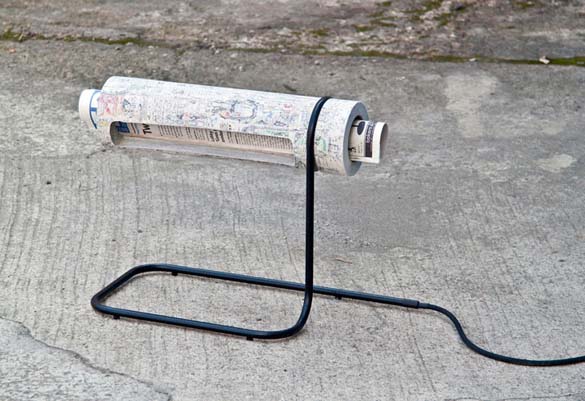 Мебел направен од рециклирани весници