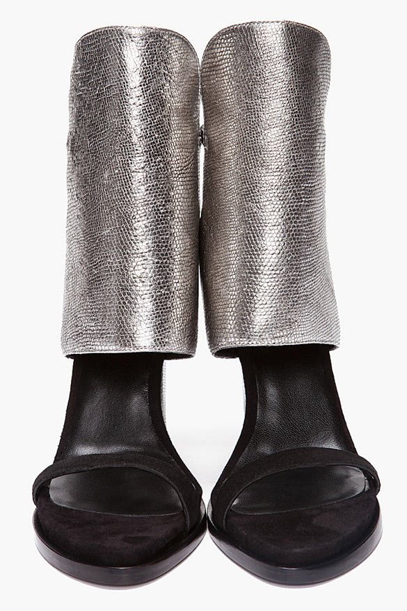 Женски чевли со кожа од питон