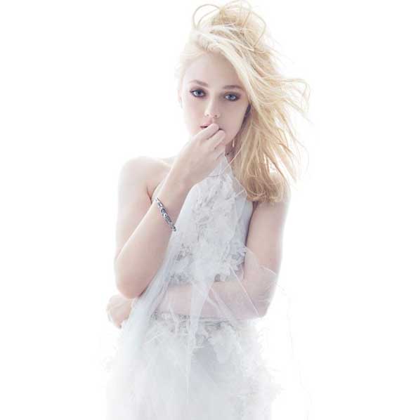 Дакота и Ел Фенинг