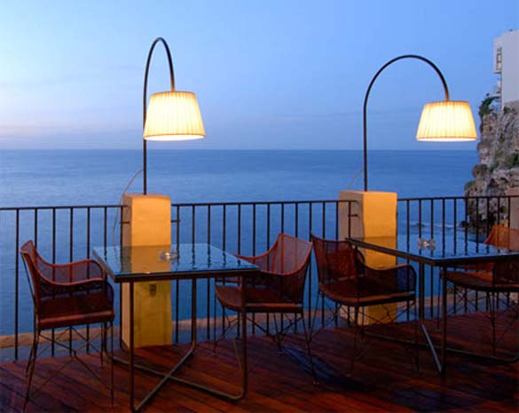 Пештерски ресторан со фасцинантен поглед