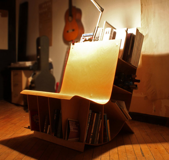 Мини библиотека на вашиот стол