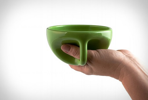 Mини чинија која совршено се вклопува на дланка