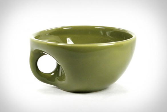 Mини чинија која совршено се вклопува на дланка