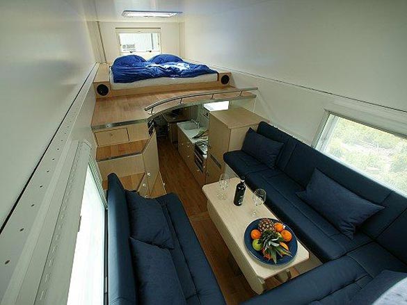 Камион како дом на тркала