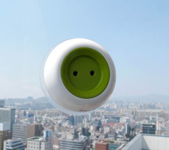 Штекер на соларна енергија