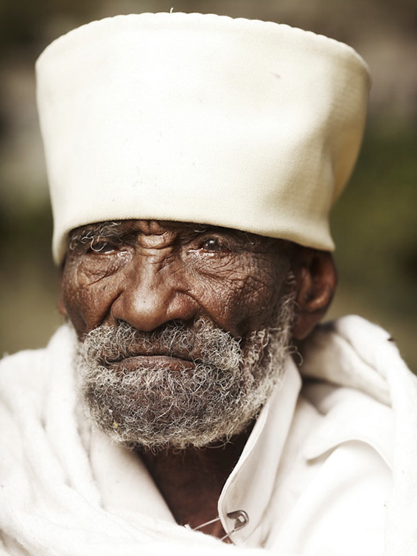 Holy-Men-Of-India-iLike-mk-005