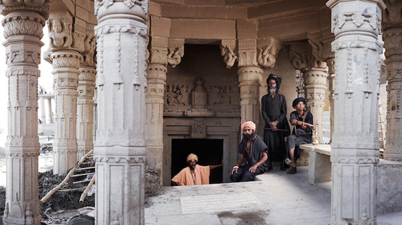 Holy-Men-Of-India-iLike-mk-013