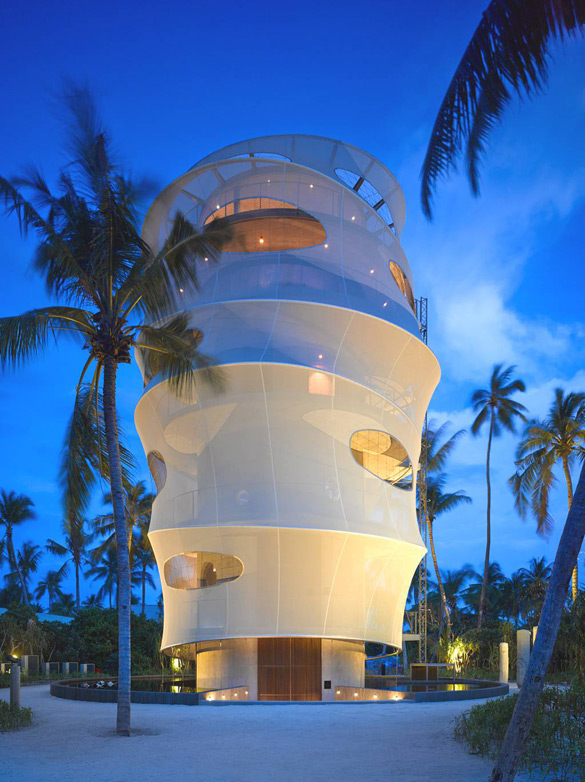 Velaa-Private-Island-Hotel-Resort-Luxury-Travel-iLike-mk-004