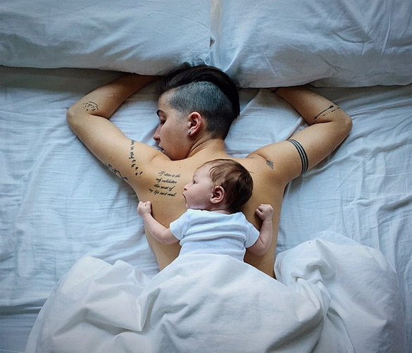 Lezbejski-par-iLike-mk-003