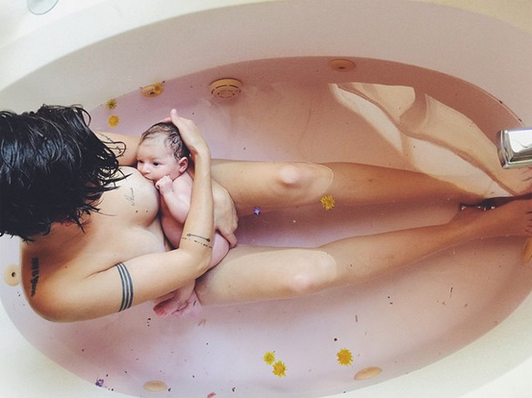 Lezbejski-par-iLike-mk-4